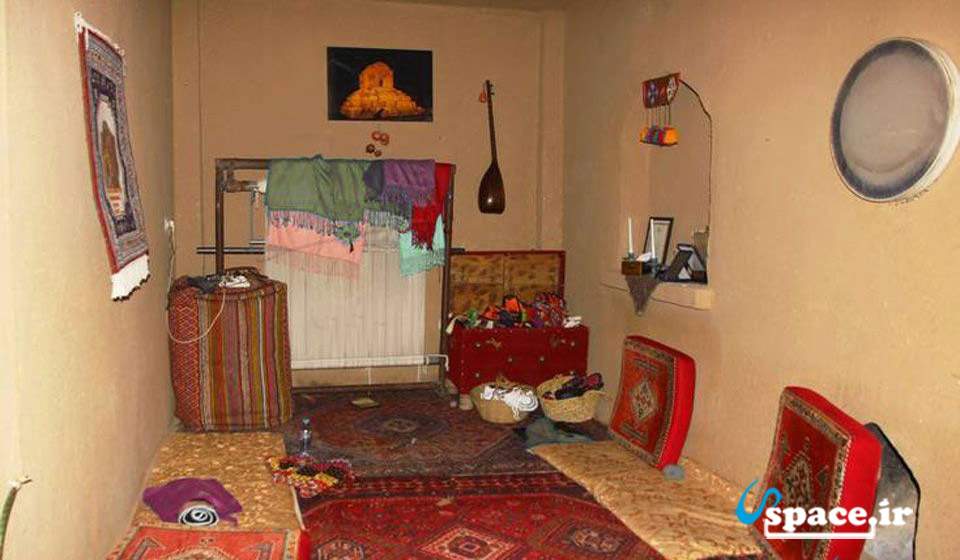 اقامتگاه بوم گردی کلبه آقامیر-پاسارگاد شیراز-استان فارس